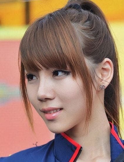 Chinese Female Haircuts : Top 10 Hairstyles For Chinese Women In 2022 ...