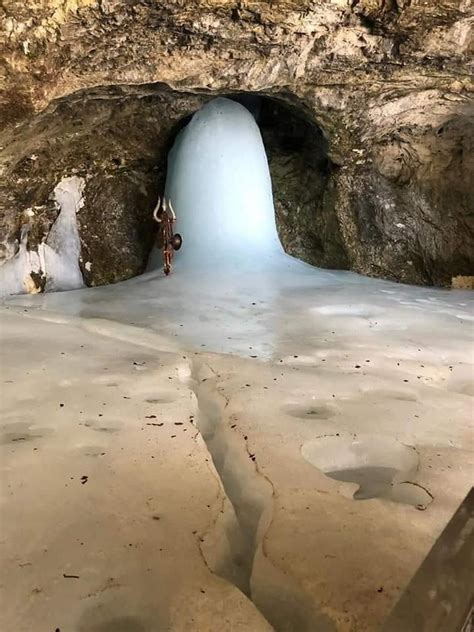 Amarnath Cave - The Land of Shiva Lingam | Shiva lord wallpapers, Lord ...