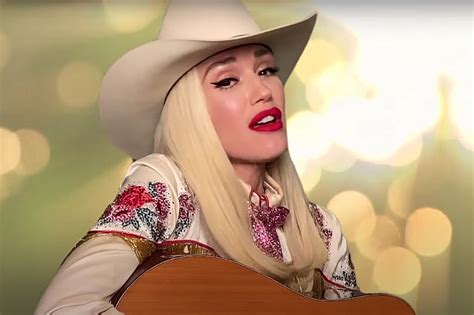 Gwen Stefani 'Goes Country' Remaking Greatest Hits on 'Fallon'