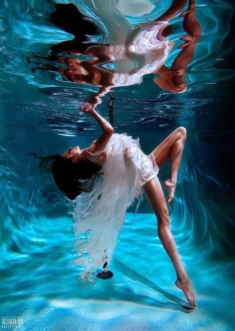 Pin by Luz Piedad *. on Cr`eme da la Cr'eme | Underwater photoshoot, Underwater photos, Water ...