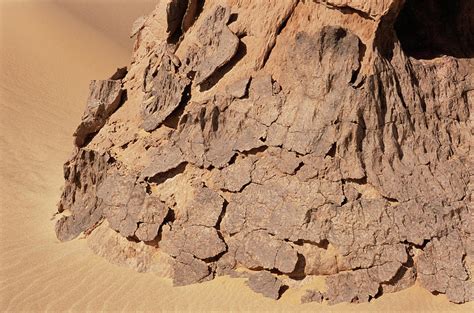 Weathered Desert Varnish Photograph by Sinclair Stammers/science Photo Library