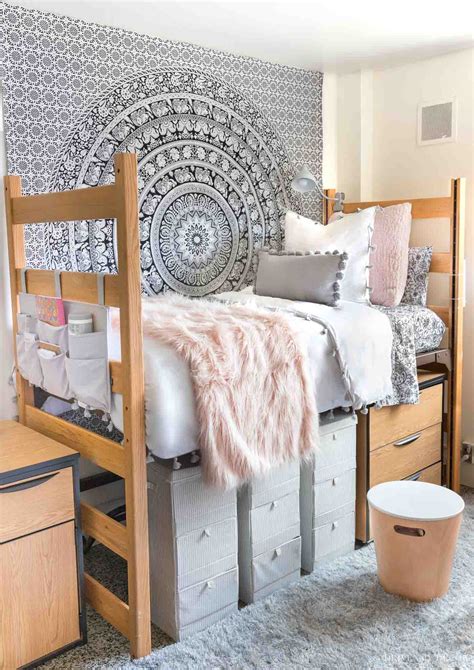 dorm-room-decor-ideas-for-girls