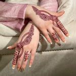 Simple Mehndi Designs For Minimalist Brides - Weddingplz Blog