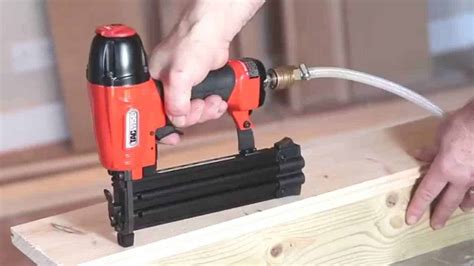 How to Use a Brad Nailer and 18 Gauge Nails | SawsHub