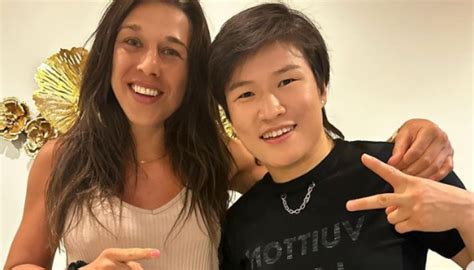 VIDEO | Former rivals Joanna Jedrzejczyk and Zhang Weili have wholesome reunion | BJPenn.com