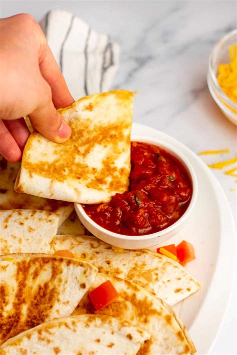 Easy Cheese Quesadilla - My Mini Chefs