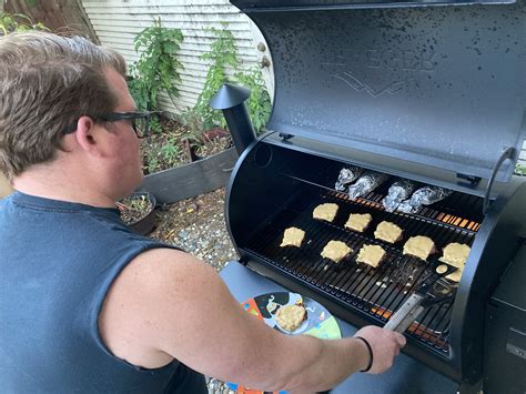 Traeger Pro 780 Pellet Grill review: The best present your family could ...