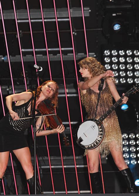 Taylor Swift - CMA Fest 2011 - LP Field - Nashville, Tn 55… | Flickr