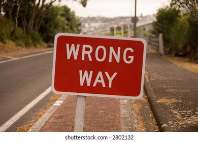Wrong Way Sign Stock Photo 2802132 | Shutterstock