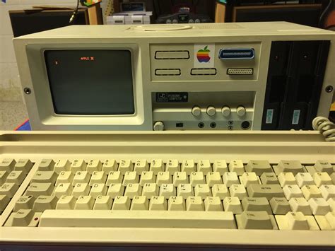 Portable Apple II Plus of unknown origin : r/VintageApple