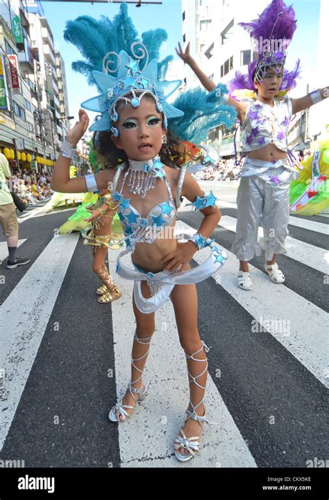 August 25, 2012, Tokyo, Japan - Dancersin various costumed swing to the samba beat in the annual ...