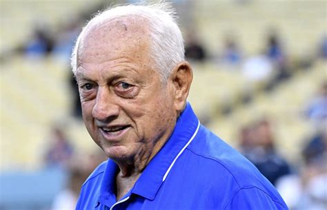 L.A. Dodgers Hall of Fame manager Tommy Lasorda hospitalized