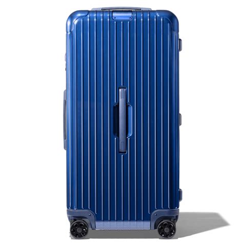 Essential Trunk Plus Large Suitcase | Blue Gloss | RIMOWA