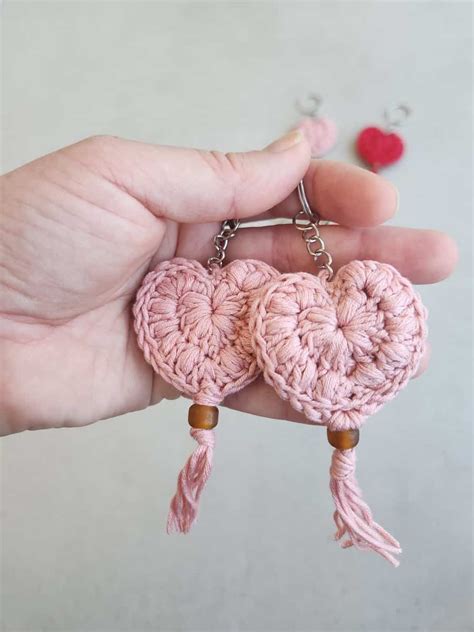 Free Crochet Heart Keychain Pattern - Made by Gootie