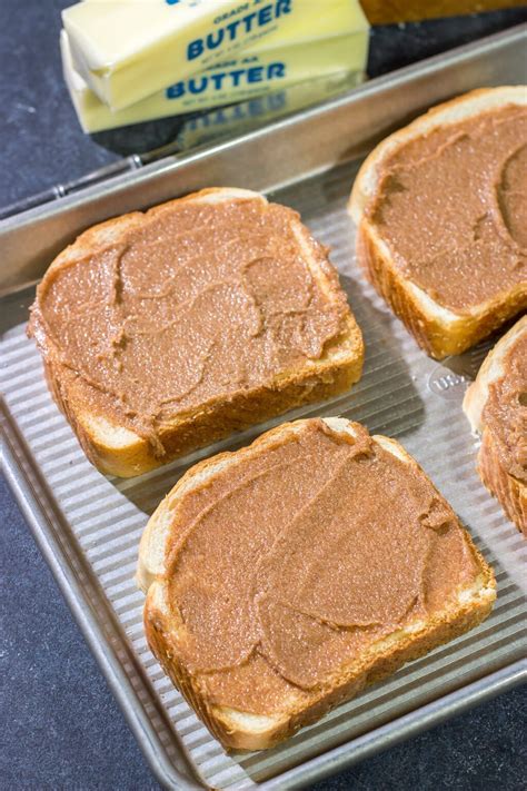 Homemade Cinnamon Toast | Simple recipe for the BEST cinnamon toast!