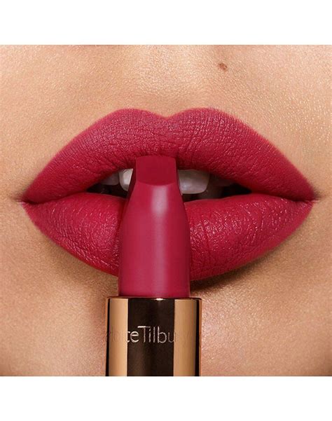 Rosy Pink Matte Lipstick: The Queen - Matte Revolution | Charlotte Tilbury Glitter Lipstick ...