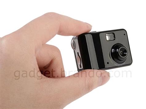 Tiny Handy Snap Shot Mini Digital Camera and Camcorder | Gadgetsin