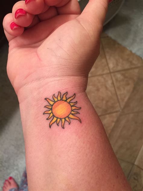 Sun tattoo ideas 30 examples meaning top designs 100 tattoos – Artofit