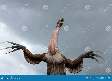 Therizinosaurus stock image. Image of therizinosaurus - 77677587