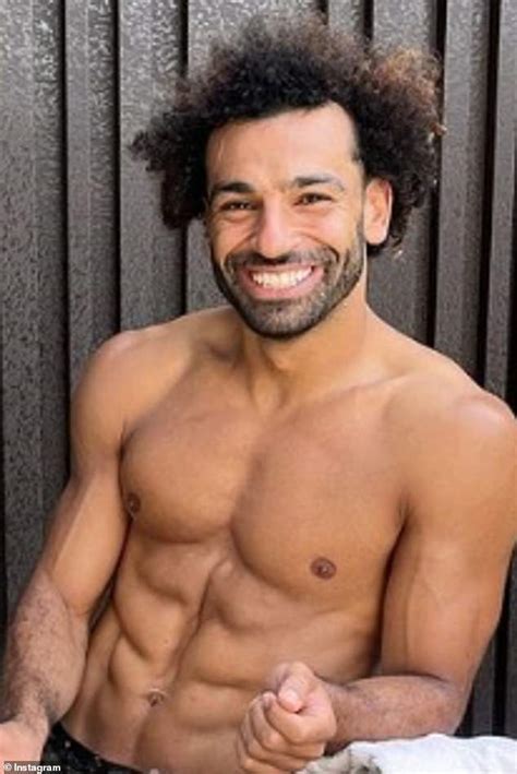 Mo Salah shows off his chiselled abs as the muscular Liverpool football ...