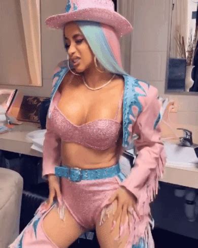 Cardi B | Gif dance, Cardi b, Dance