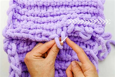 How to Finger Video Tutorial + Free Pattern | Finger knitting, Finger ...