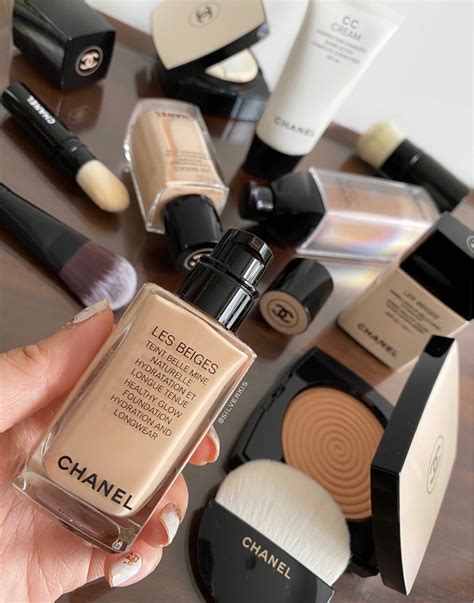 Looking flawless naturally with Chanel Les Beiges Healthy Glow Foundation