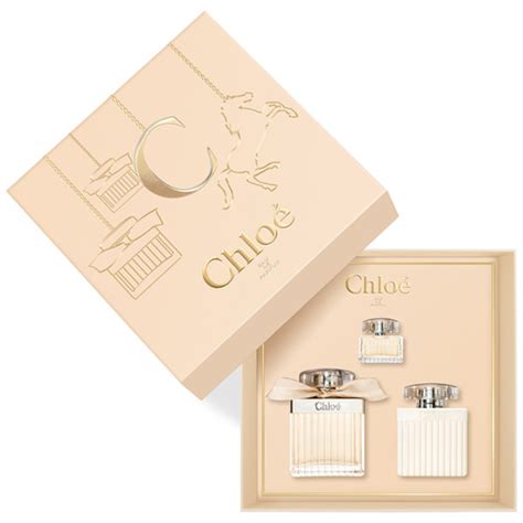 CHLOE 3 PCS CHRISTMAS GIFT SET FOR WOMEN - FragranceCart.com