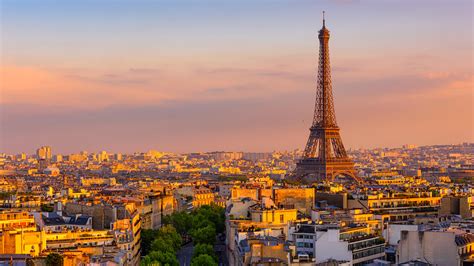 Panoramic sunset view and skyline of Paris with Eiffel Tower, France ...
