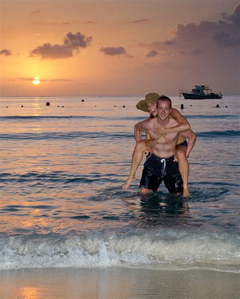 List 103+ Pictures Couples Negril Au Natural Beach Photos Full HD, 2k, 4k