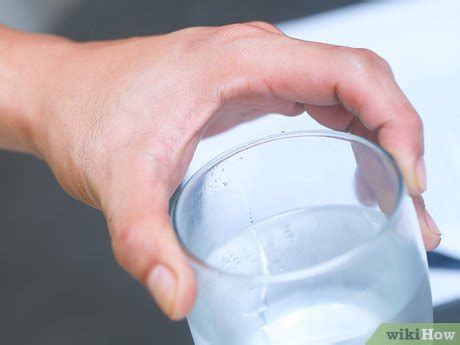 3 Ways to Chug Water - wikiHow