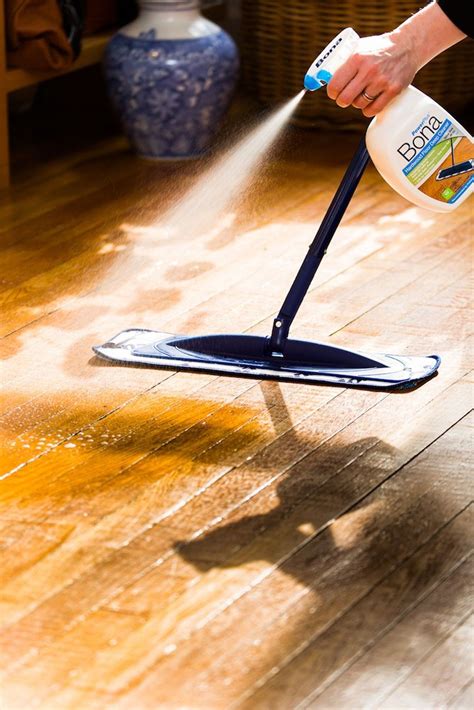 Best Way To Clean Hardwood Floors Without Residue - Sialapo