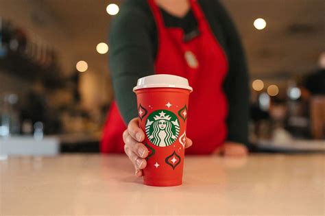 Starbucks Red Cup Day sees return of reusable holiday cups on Thursday - masslive.com