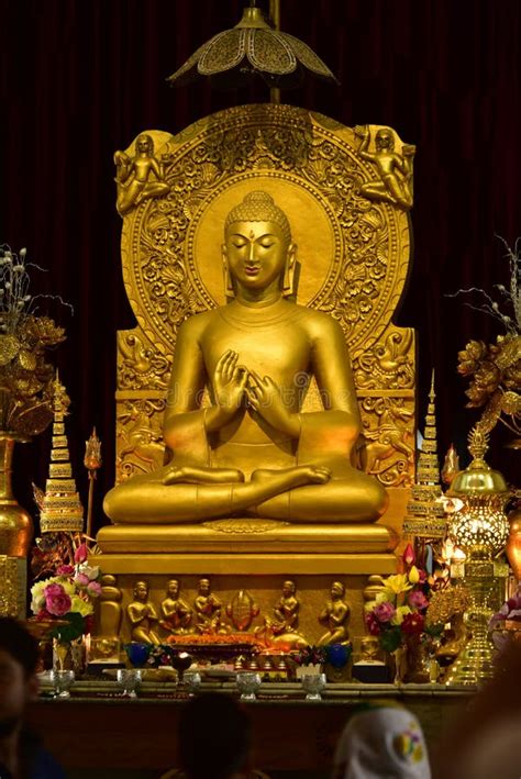 Buddha Statue at Sarnath stock photo. Image of famous - 32802410