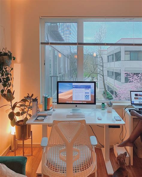 20+ Best Minimalist Desk Setups & Home Office Ideas | Gridfiti | Office room decor, Home office ...