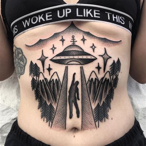 19 Alien Tattoos Ideas That Are Out Of This World! | Alien tattoo ...