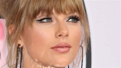 Taylor Swift's Hair Transformation