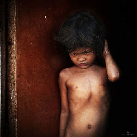 Faces of Poverty (33 pics)