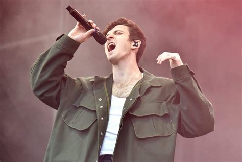 10 Best Lauv Songs of All Time - Singersroom.com