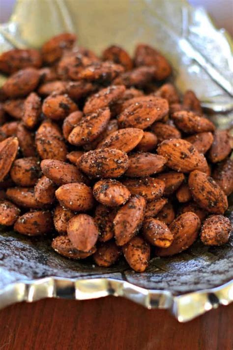 Smoky Spicy Roasted Almonds | Recipe | Almond recipes, Spicy almonds, Roasted almonds recipe