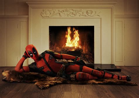 See the First Picture of Ryan Reynolds as Deadpool | TIME