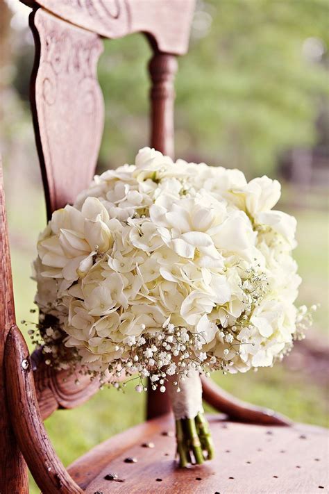 43 Simple Baby Breath Bouquet And Boutonniere Inspirations - WEAR4TREND ...