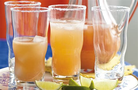 Grapefruit and tequila cocktail | Mexican Recipes | GoodtoKnow