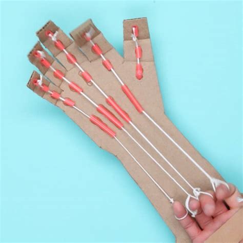 Make Your Own Robotic Hand With This Anatomical DIY