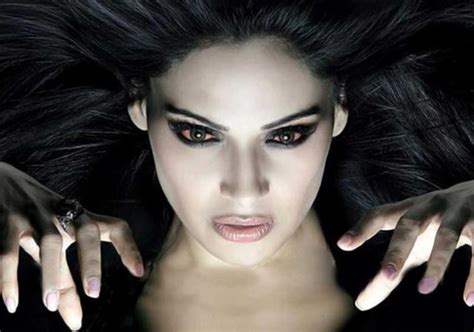 4 years of ‘Raaz 3’: Bipasha talks about her darkest & toughest | Bollywood News – India TV