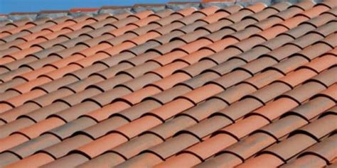 The Pros And Cons Of Metal And Clay Roof Tiles