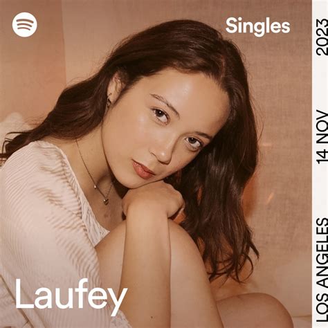 Spotify Singles Holiday - Single di Laufey | Spotify