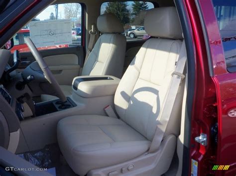 2012 Chevrolet Suburban 2500 LT Interior Color Photos | GTCarLot.com