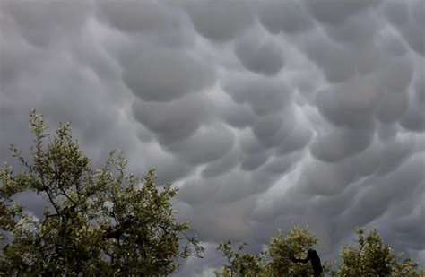 Mammatus Cloud Formation - a photo on Flickriver