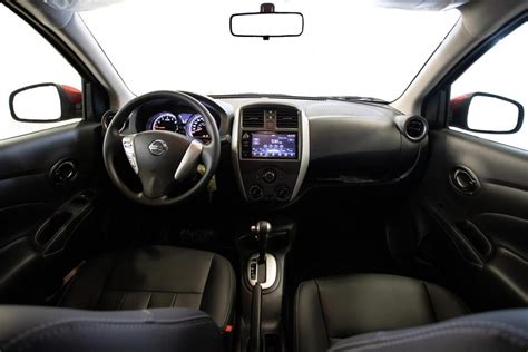 Nissan-V-Drive-Br-interior - Mega Autos